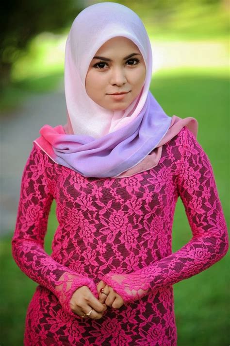 Perempuan Gadis Awek Awek Melayu Bertudung Comel V6