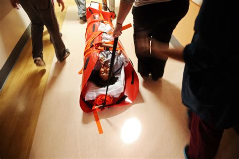 NYC Hospitals Evacuated For Superstorm Photo 1 Pictures CBS News