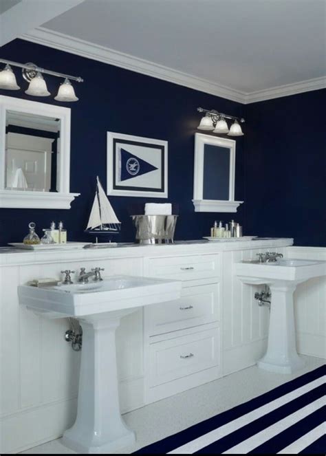 30 Navy Blue Nautical Bathroom Decor