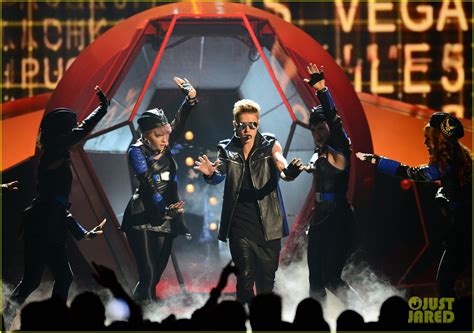 Justin Bieber Billboard Music Awards 2013 Performance Video Photo 2874184 2013 Billboard