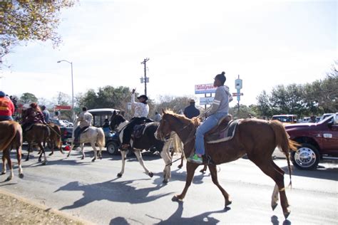 African American Trail Riders Mount Up For Annual ‘t90 Mlk Trailride Cw39 Houston