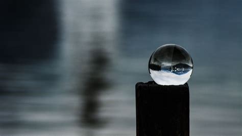 Download Wallpaper 2560x1440 Crystal Ball Ball Sphere Reflection