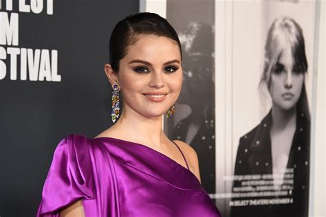 Selena Gomezs New Documentary Takes Raw Look At Mental Illness Fortune