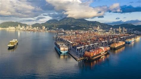 Chinese Ports Report Growth In Cargo And Container Volumes In 2021