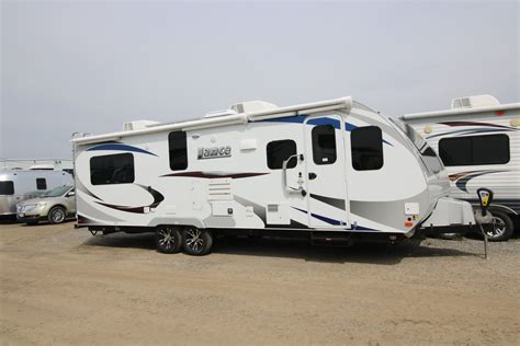Lance Travel Trailers Airstreams Campers Can Am Rv London Ontario