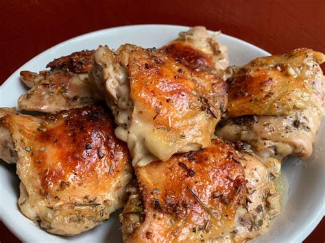 It's a quick weeknight chicken recipe place chicken in a large food storage bag. Homemade Crispy Greek style chicken thighs with lemon ...