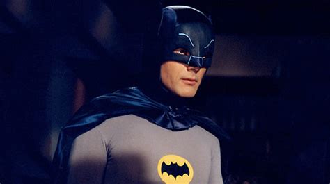 Morre Adam West Ator Que Interpretou Batman Nos Anos 60 A Rádio Rock