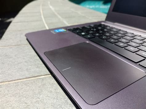 Asus Zenbook Ux305f Review Thin And Light Ultrabook On The Go Technave