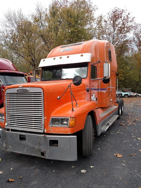 Freightliner Fld120 Classic Conventional Trucks For Sale 118 Used