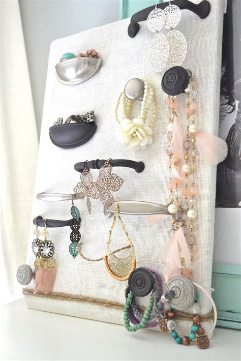 Get A Handle On This Jewelry Display Tutorial The Beading Gems Journal