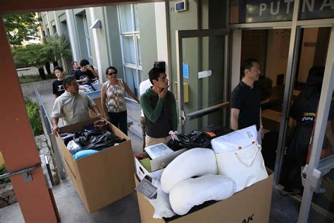 Thousands Move In To Uc Berkeley Dorms
