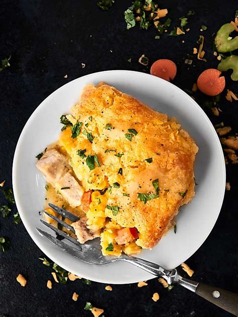 In this quirky recipe, heavy cream is poured over a sweetened cornbread batter. Leftover Turkey Cornbread Casserole Recipe - Thanksgiving ...