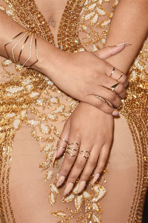 Nicki Minaj Mtv Vmas Celebrity Nails From Award Show Red Carpets