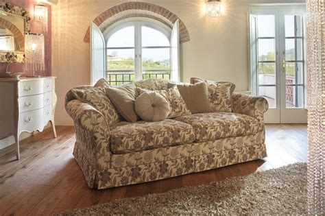 Cuscini di montagna di lana pendleton. Divani shabby chic: lo charme di uno stile romantico ...