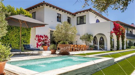 Get breaking finance news and the latest business articles from aol. Lori Loughlin and Mossimo Giannulli List Bel Air Mansion ...