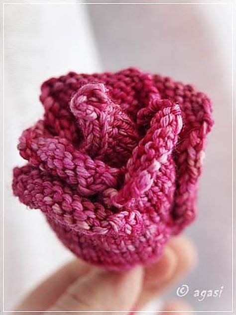 Free Knitting Pattern For Rose This Knitted Rose Is Based Around A
