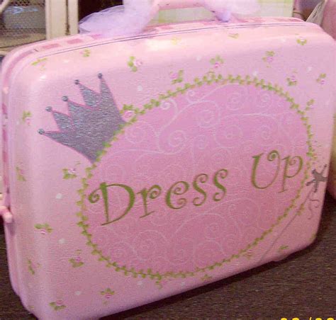 Dress Up Suitcase Pink Girls Princess Crown Costume Trunk