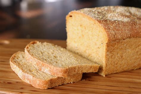 5 Nasty Additives That Are Hiding In Packaged Bread One Green