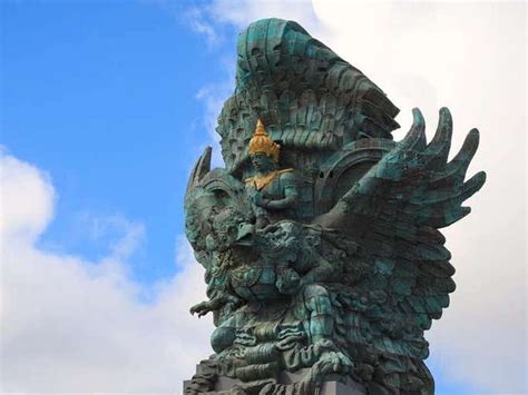Patung Patung Paling Ikonik Di Indonesia