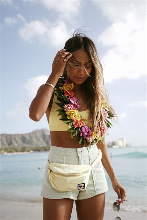 Island Life Sure Looks Good On You X Sincerely Jules In Oahu Billabong