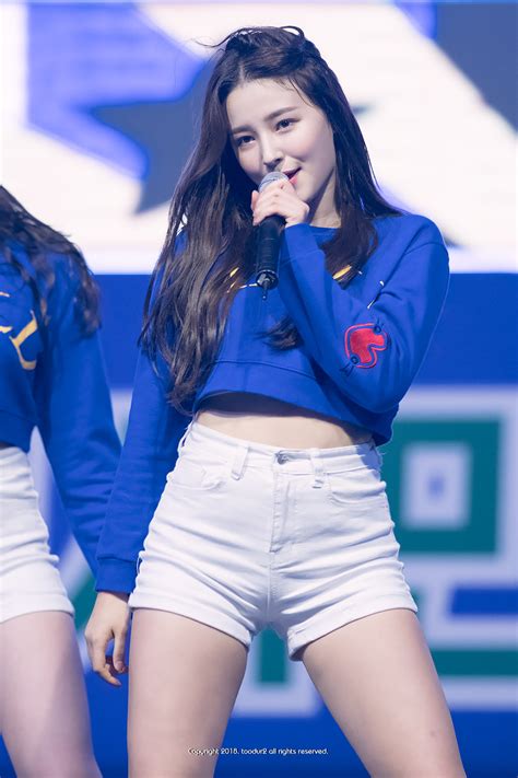 The Most Sexiest Outfit Of Nancy Momoland