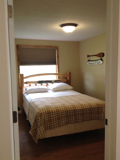 The holiday home has 2 bedrooms, a tv, an equipped kitchen with a microwave and a fridge, a washing machine, and 1 bathroom. Two Bedroom Lake Leelanau RV Park Cottage - Lake Leelanau ...