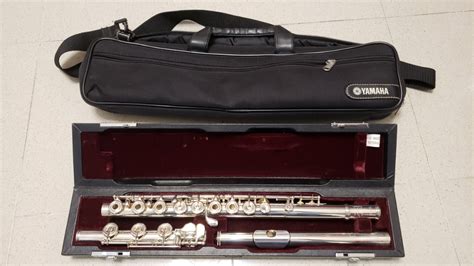 Yamaha 684h Flute 長笛 Ec Headjoint 興趣及遊戲 音樂、樂器 And 配件 樂器 Carousell