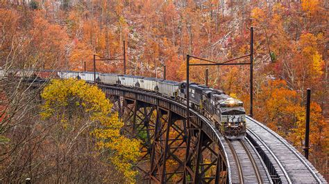 Railroad Photography Of Travis Dewitz