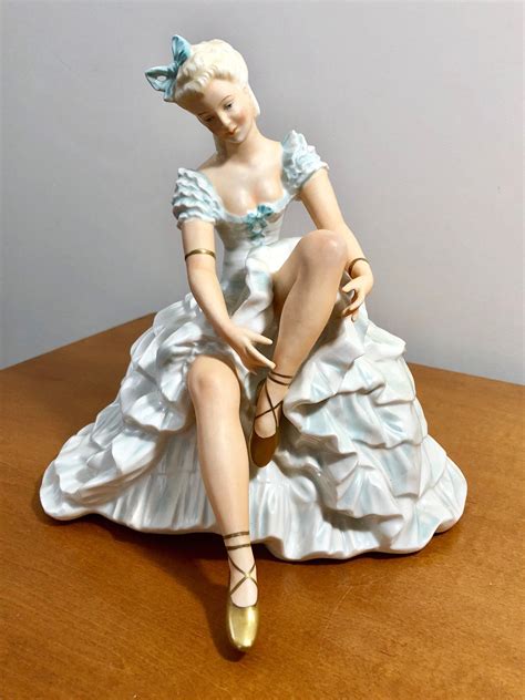 schaubach kunst porcelain seated ballerina figurine germany 1930s antique price guide