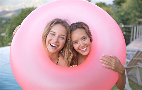 Обои Happy Smile Ring Models Floater Cute Clover Outdoor Katya