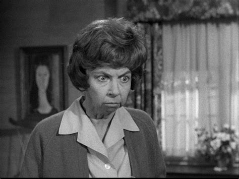 Bewitched Alice Pierce As Gladys Kravitz Bewitched Tv Show Bewitched Elizabeth Montgomery