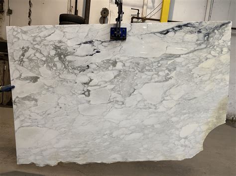 Calacatta Caldia Lot 1613 2cm Polished Arena Stone Nj