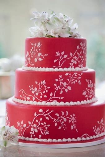 amazing red  white wedding cakes  pic awesome pictures