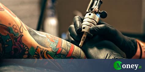 A Quanti Anni Si Può Fare Un Tatuaggio E Quando Serve Il Consenso Dei