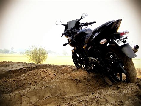 51 bajaj pulsar 220 f images, pictures and wallpapers. Bajaj-Pulsar-220-Wallpaper-14 | Faisal A Khan | Flickr
