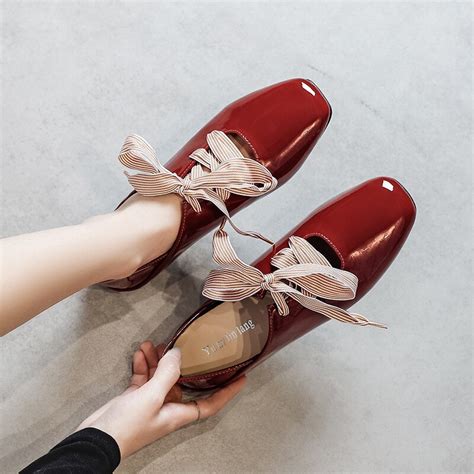 Japanned Leather Mary Jane Flat Shoes Woman Stripe Lace Up Ballet Flats