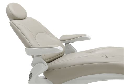Spirit 3000 Dental Chair With Narrow Back Advantage Pelton And Crane