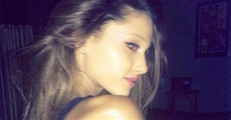 Chatter Busy Ariana Grande Gets New Neck Tattoo Photo