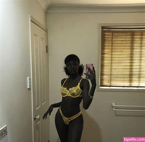 Anyang Deng Anyang Deng Anyangdeng Nude Leaked Onlyfans Photo