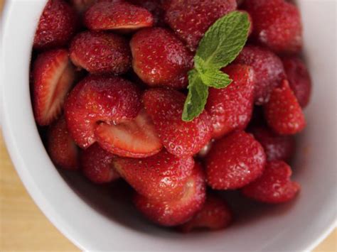 Sweet Strawberries Recipe Ree Drummond Food Network