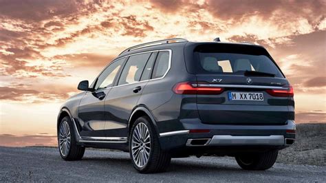 Seven Seater 2019 Bmw X7 Suv Launched In India At Rs 9890 Lakh