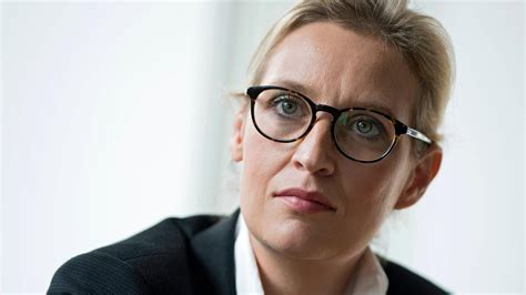 Seit 2013 ist alice weidel selbstständige unternehmensberaterin. AfD faces inquiry over foreign donations to Alice Weidel ...