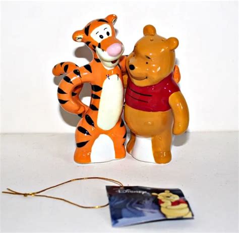 Disney Hugging Pooh Bear And Tigger Ceramic Salt And Pepper Shakers New Open Box 2499 Picclick