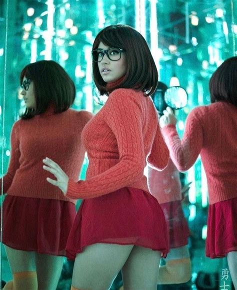 Pin By Mcqualine Buckingham 🔥💯 On Velma In 2022 Sexy Cosplay Sexy