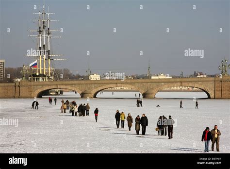 People Walking On A Frozen Neva River St Petersburg Russia Stock Photo Alamy