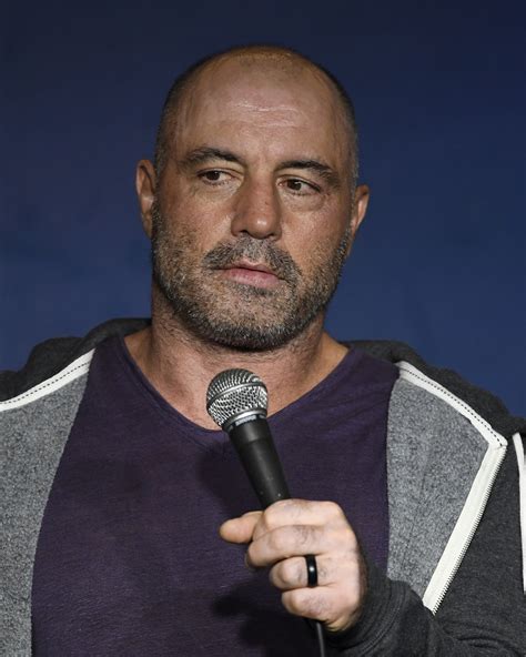 Joe Rogan's estranged dad denies claims of violence & wants to reunite