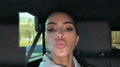 kim kardashian shows off massive lips in rare new unedited photo after fans tell her to slow