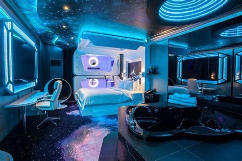Star Stays Space Themed Hotels And Rooms