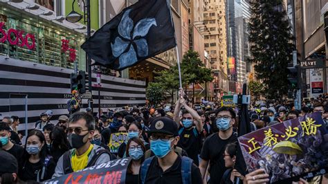 Hong Kong Protests Police Face Off With Demonstrators After Election Rally The New York Times