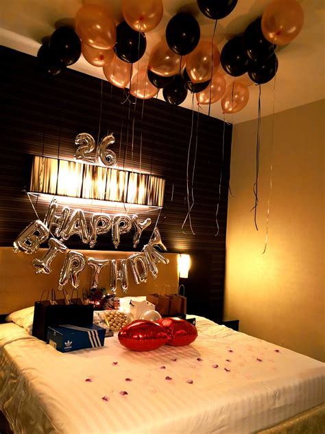 19 Awesome Room Decoration For Birthday Surprise Birthday Room Decorations Hotel Room